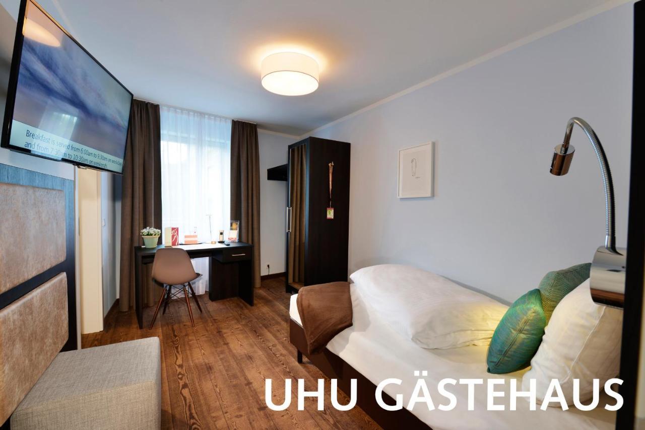 Hotel Uhu Garni Кьолн Екстериор снимка